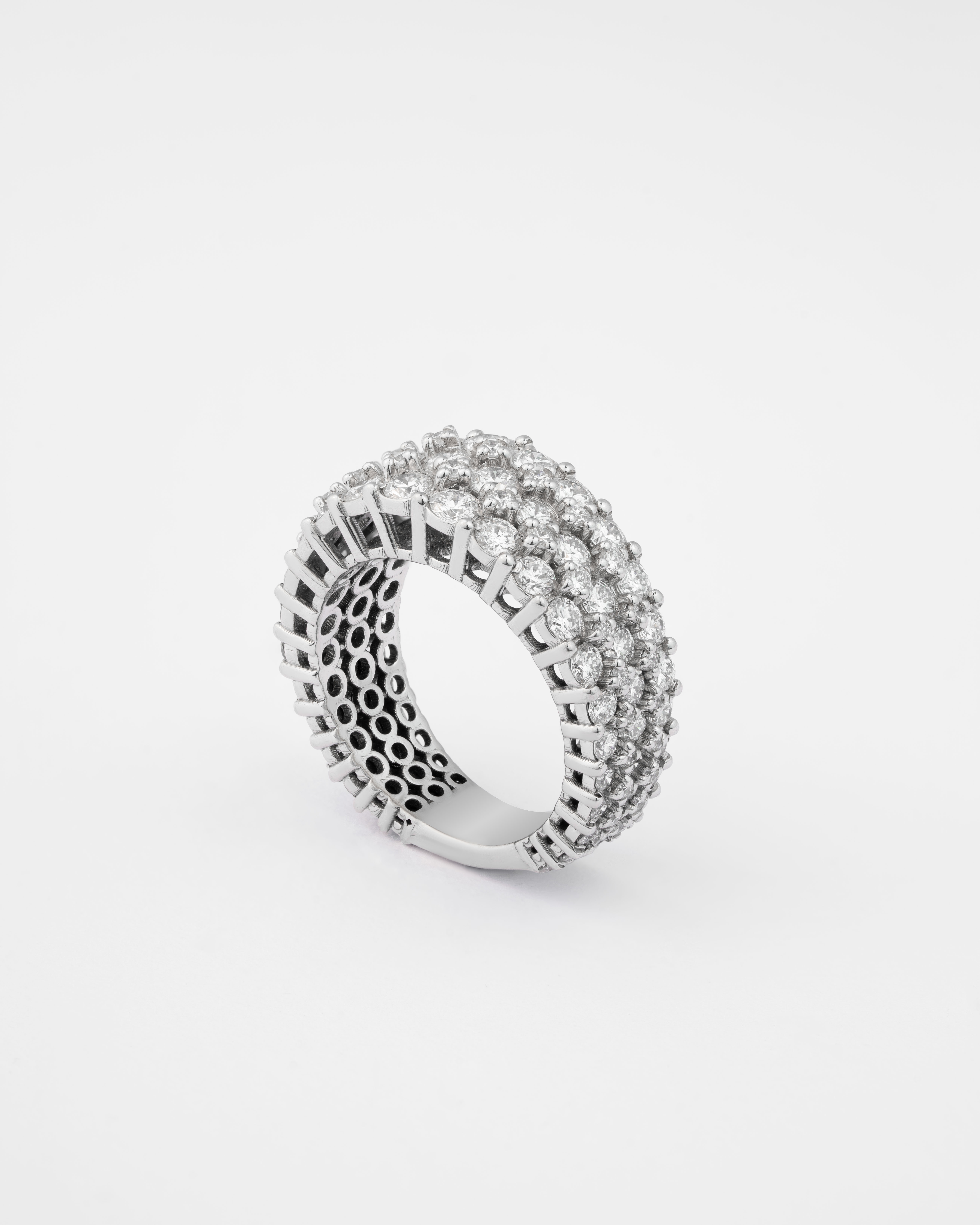 انگشتر کوئین کونیک