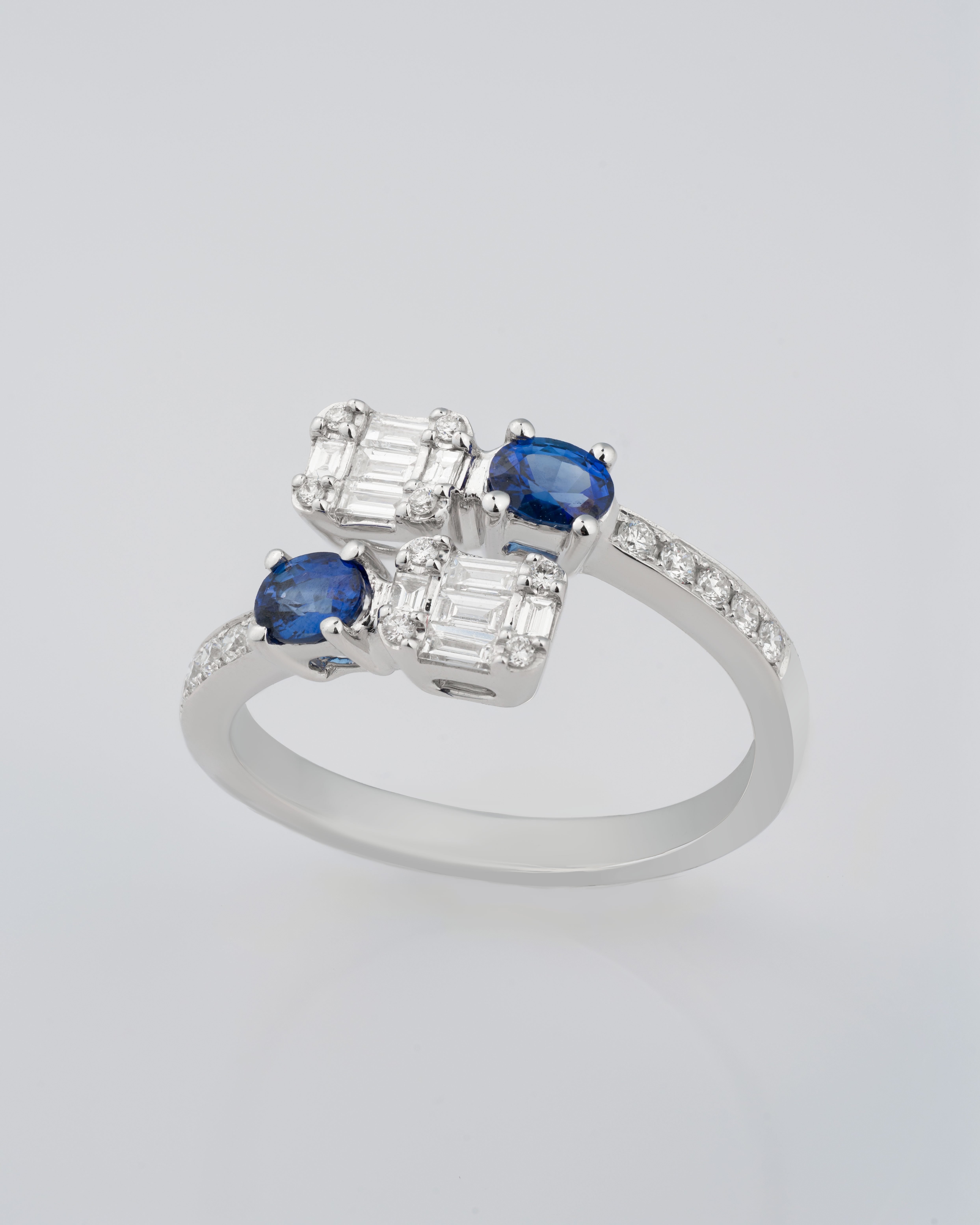 انگشتر دو طرفه یاقوت کبود