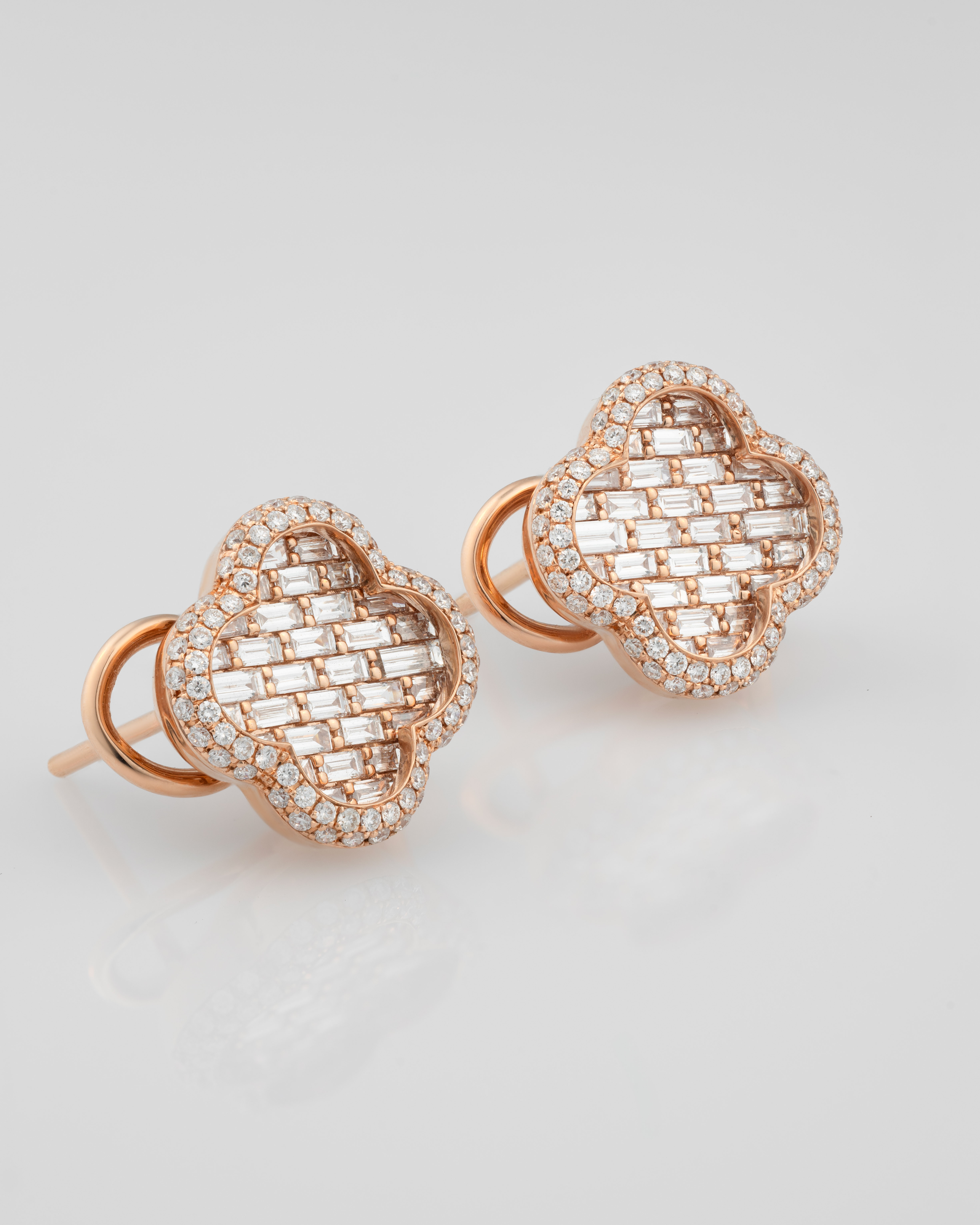 گوشواره طرح ونکلیف رزگلد